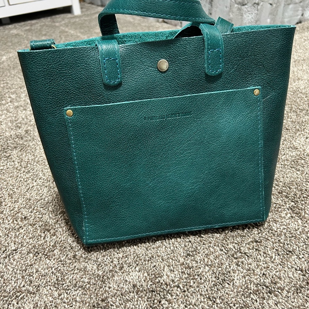 Elegant Green Tote Bag